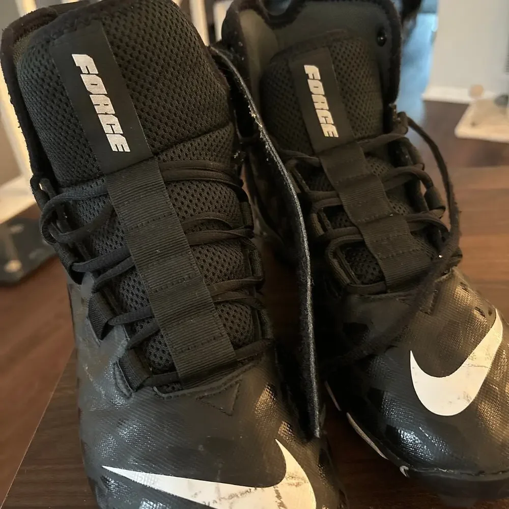 Nike Force Savage Shark 2 Cleats - Picture 8 of 8